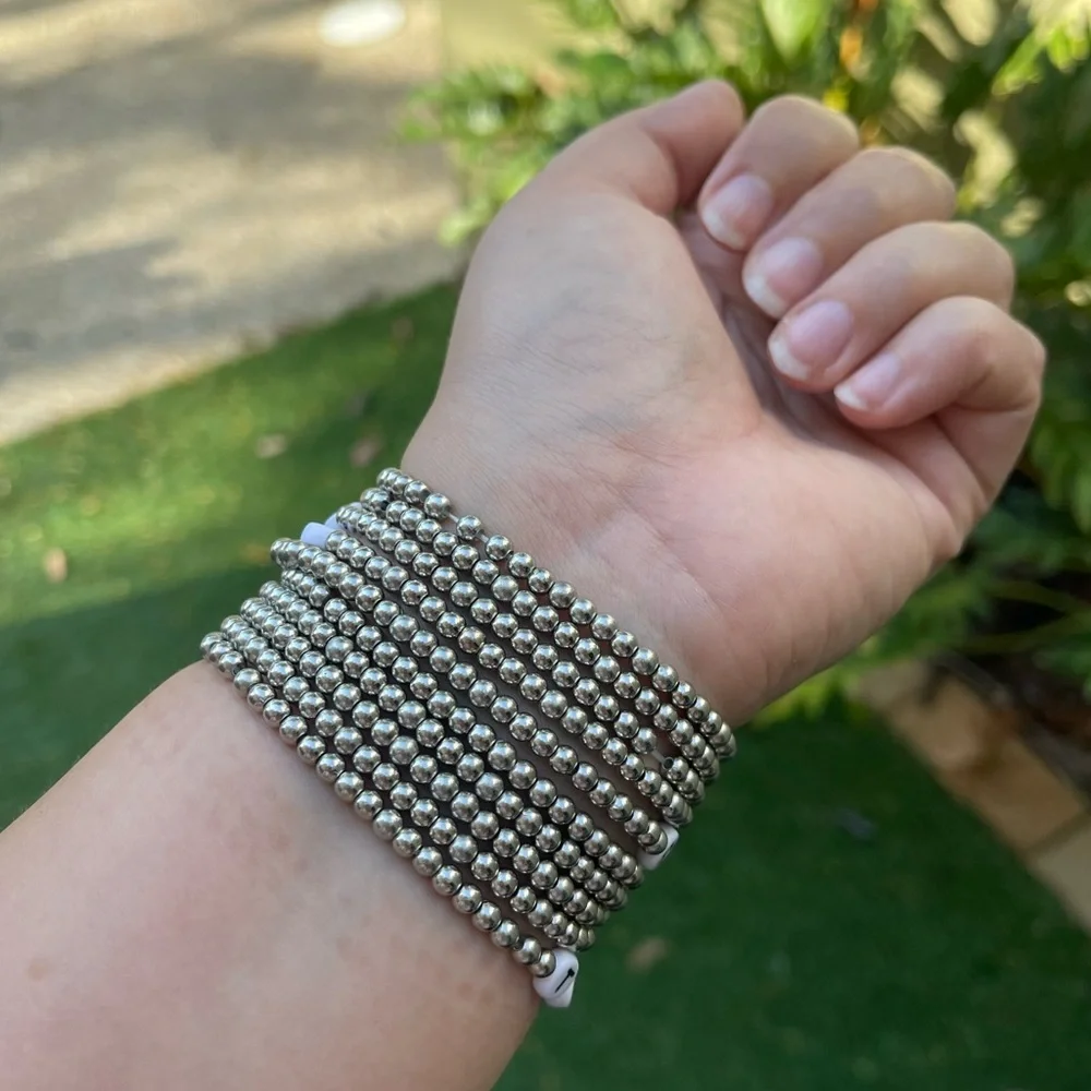 Taylor Swift Friendship Bracelet Pack - Picture 2 of 8